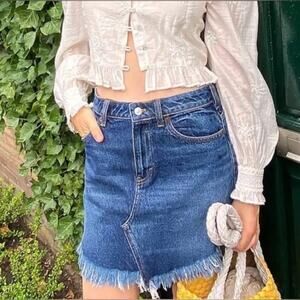 New We The Free Bailey Fringed Denim Mini Skirt Dark Wash Women’s Size 29